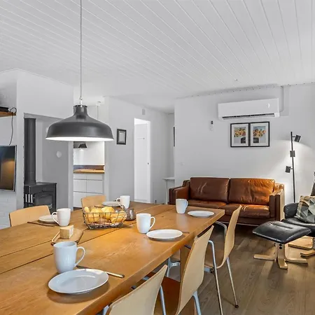 Rajka - 800m From The Sea By Interhome *
