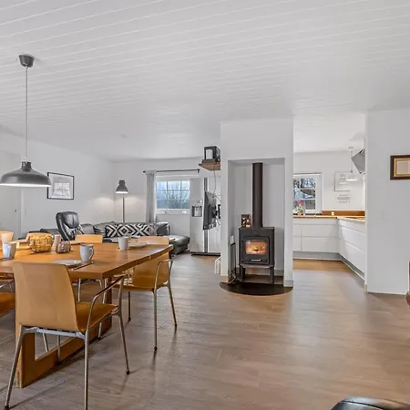 Rajka - 800m From The Sea By Interhome * Bøtø By