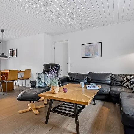 Rajka - 800m From The Sea By Interhome Ferienhaus Bøtø By
