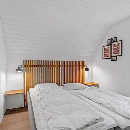 Rajka - 800m From The Sea By Interhome *